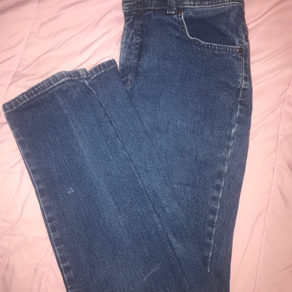 Gloria Vanderbilt jeans - Picture 2 of 4